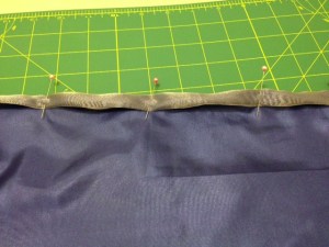 rolled edge for interior of bag